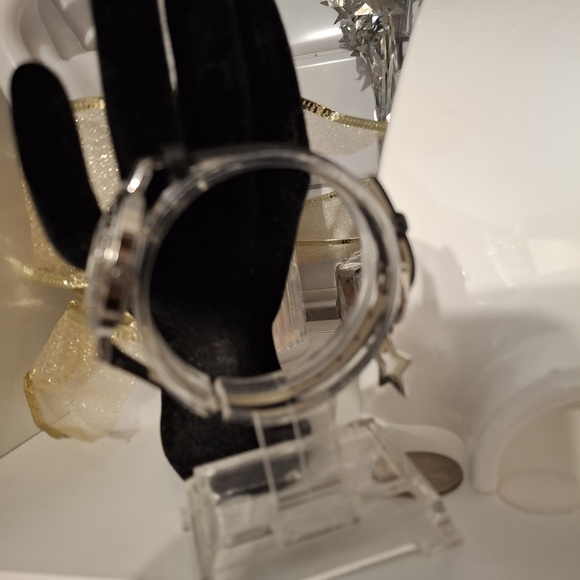 Coach Silver Women's Watch - Picture 3 of 9